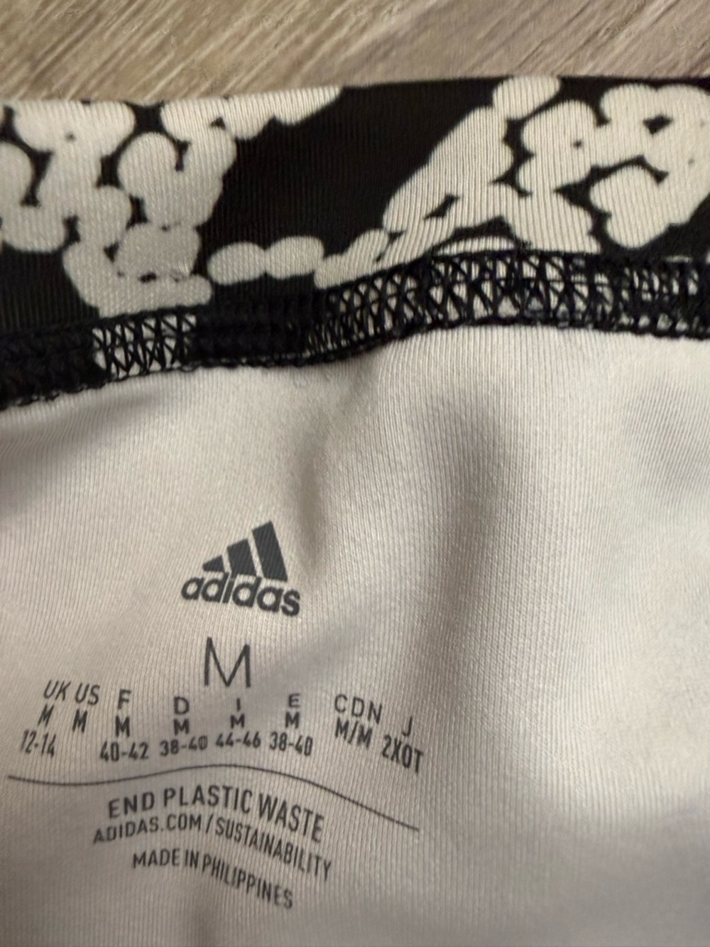 NEW FARM RIO X Adidas Crop Long Sleeve Workout Shirt Medium - Picture 8 of 11
